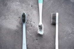 hygiene-dentaire-recyclage-brosse-a-dents-dentiste-athis-mons